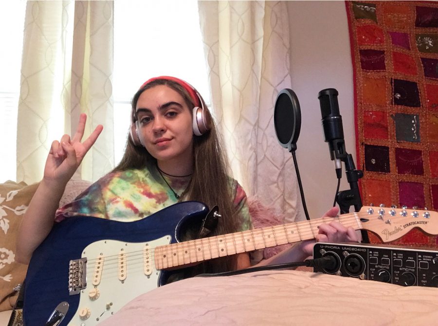 Samad set up a home studio in her bedroom over the summer