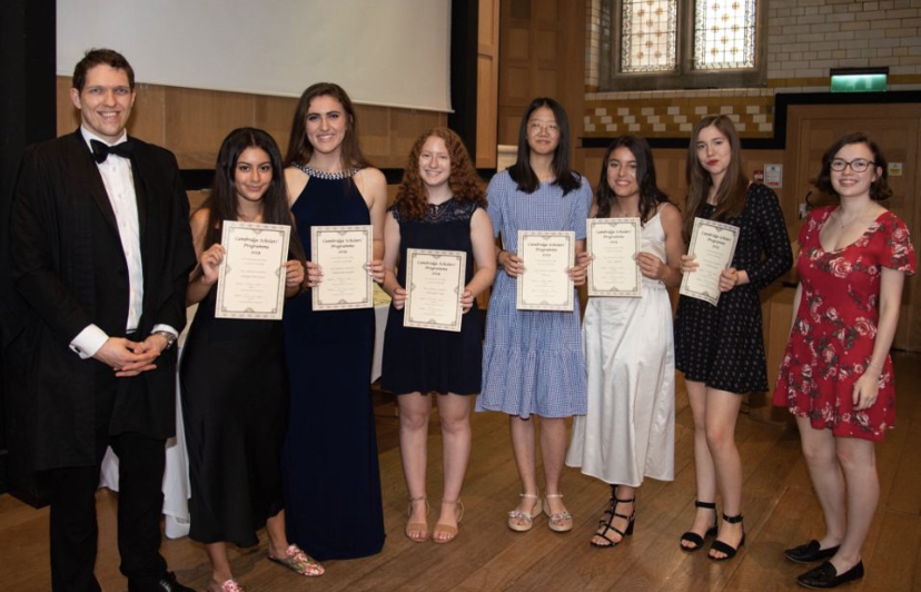 Valentina Gauld (middle) at a summer program at the University of Cambridge 