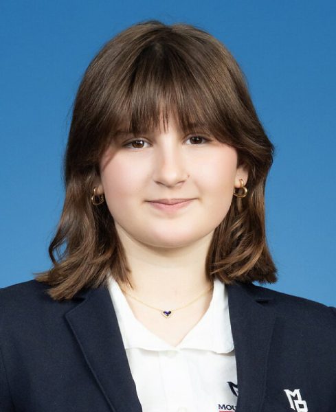 Claire Farmer